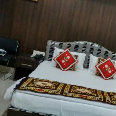 Bodhgaya Gautam Hotel Екстериор снимка
