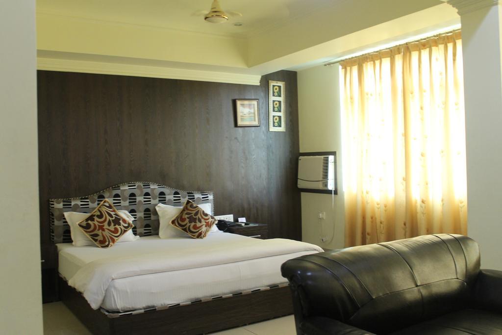 Bodhgaya Gautam Hotel Стая снимка