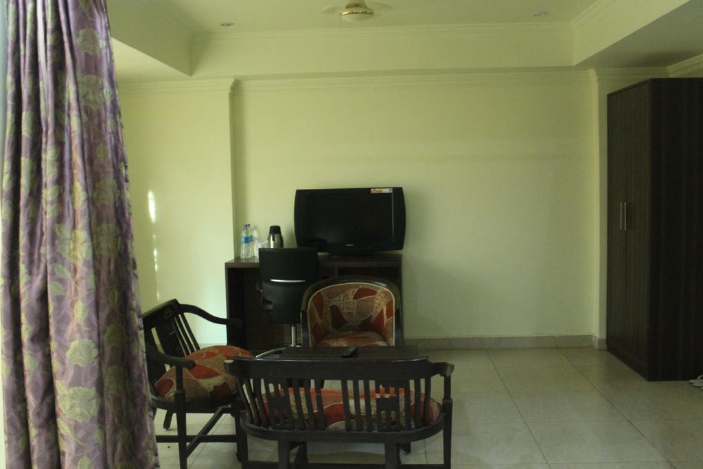 Bodhgaya Gautam Hotel Стая снимка