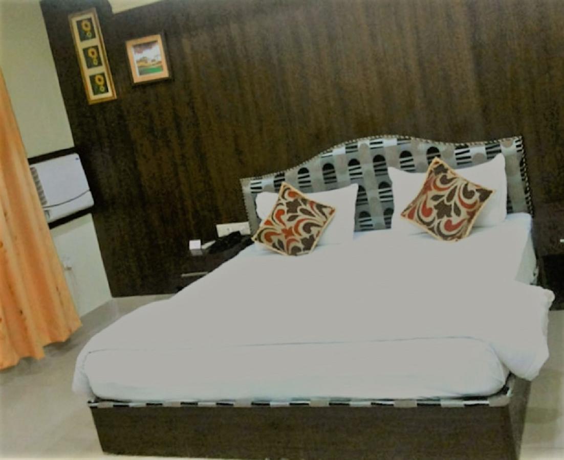 Bodhgaya Gautam Hotel Екстериор снимка