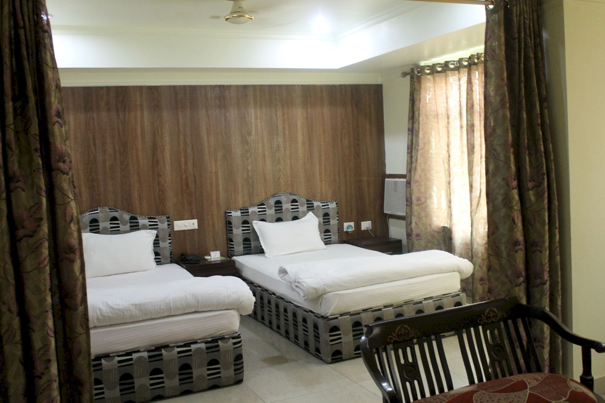 Bodhgaya Gautam Hotel Екстериор снимка